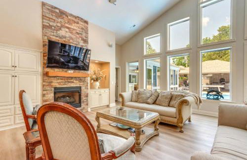 Pool, Hot Tub and Pickleball Court Lake Ozarks Home - Foto 6