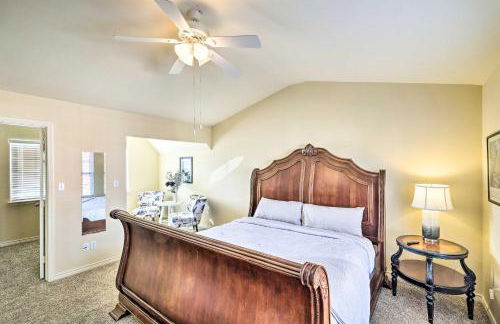 Walk to Lake Family Gem with Pool Access in Afton - Foto 7