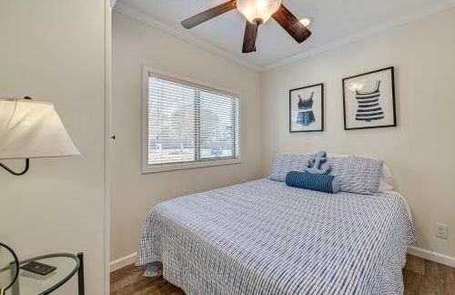 Less Than 1 Mi to Lake Norman Marina Home with Pool Access - Foto 12