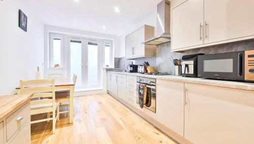 GuestReady - Contemporary home in Chiswick - Foto 2