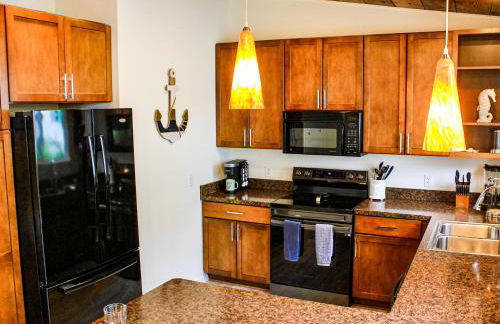 Newly Renovated! Old Homestead Beach Home - Foto 7