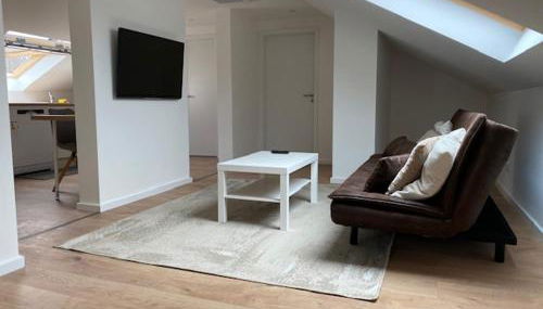 Luftige Dachwohnung mit besonderem Charme - Foto 2
