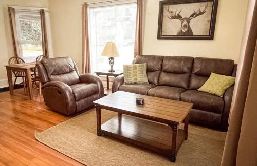 1st Base Apt 1 All Star Baseball Rentals - Foto 1