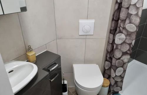 Schöne Wohnung im Zentrum von Ahnatal - Foto 21