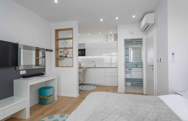 Luxury Beachfront Krk Apartments With Terrace - Photo 1