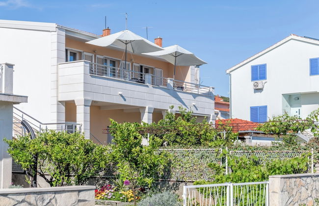 Seafront apt With Terrace, 4 Bedrooms and Mooring - Foto 45