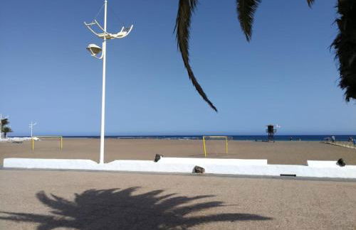 Casa Lolo y Pepe - 100M to the Beach By Lanzarote Vacation Homes - Foto 34