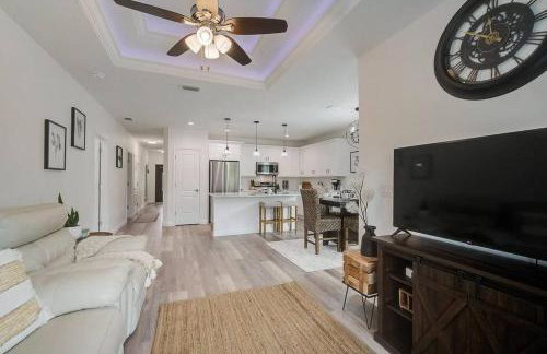 Family Villa King Bed, 3 bedrooms 2baths, 7 guests, Close to Beaches, Golfing, Fishing - Foto 7