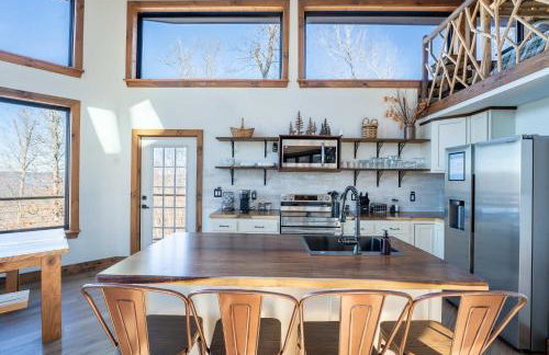 The Mighty Sycamore Treehouse at Treetop Escapes - Foto 12