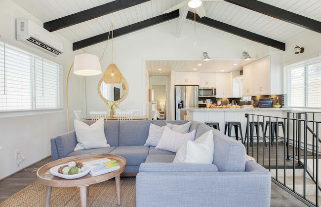 Surfrider II by Avantstay Walk to the Beach + Balcony - Photo 28