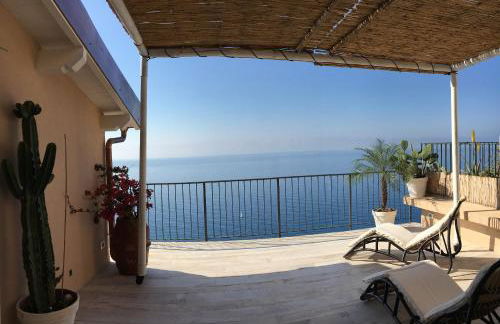 House in Grimaldi. Spectacular view over the French Riviera! - Foto 17