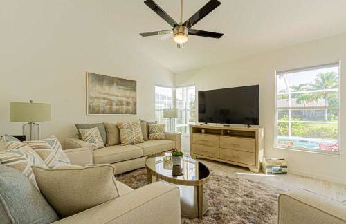 Crown Pointe- Lochwood Ct. - Photo 10