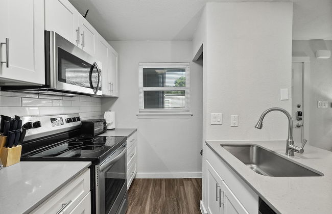 Modern 2BR Near UT Hyde Park Evonify - Foto 33