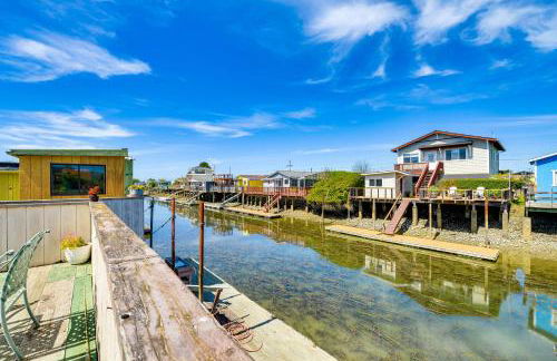 Peaceful Eureka Beach Cottage with 30-Foot Dock - Foto 1