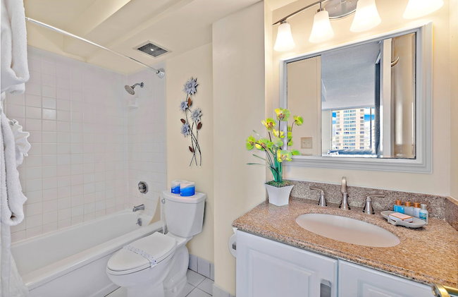 Pacific Monarch - 1 BR - Ocean and City Views! - Photo 152