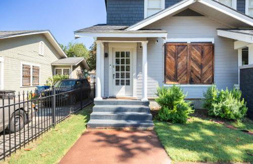 Luxurious 6 bedroom villa near downtown - Foto 33