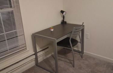 Modern Space Great For Extended Stays Pool & Gym - Foto 12