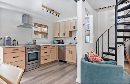 Boho Southwest Modern Unit 3 with Butte Mtn Views - Photo 3
