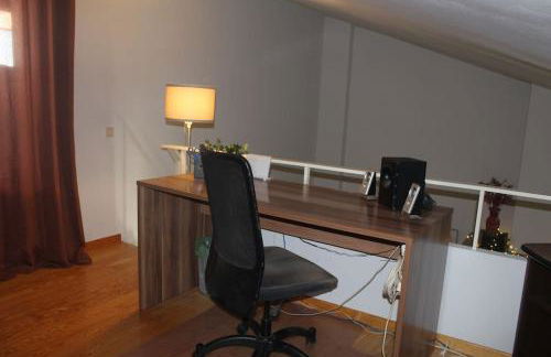 Maria's Airport Apartment, 4' metro, 10' airport, 15' beach, 40' city center - Foto 10