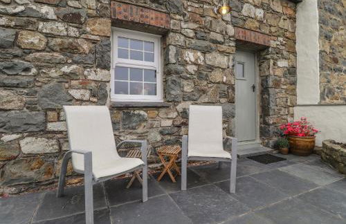 Post Office Cottage - Photo 18