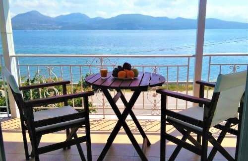 Irini Seaside Studios - Photo 14