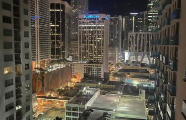 Downtown Apartment with free parking near Brickell - Foto 16