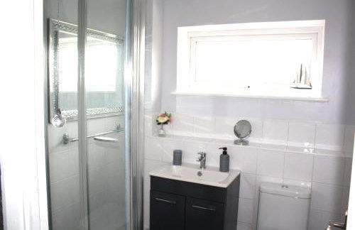 Gorgeous 3 bed House In Milton Keynes - Photo 8