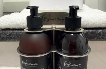 Allt Mor Retreat with Hot Tub - Foto 9