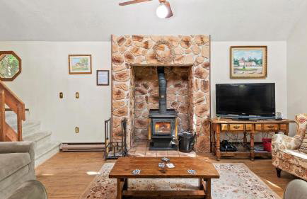 7mins to Skiing, Fire Pit, Game Table Lake Access Hygge Home by Avantstay - Photo 7