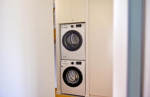 NEW Remodeled Home 4Bed/3.5Bath, Walking to BEACH! - Foto 24