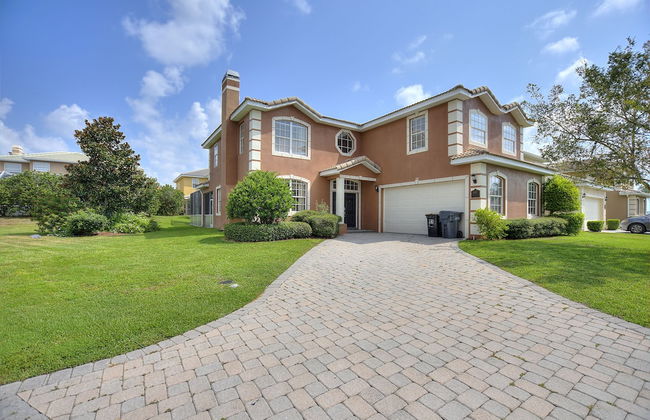 6 Bedroom Premium Home With Pool, Spa and Games Room #800 - Photo 28