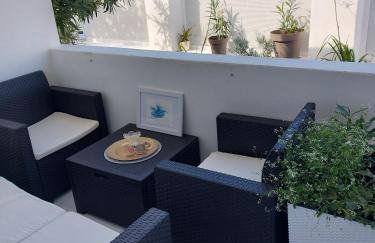 FAMILY APARTMENT ZRNKA s besplatnim parkingom - Photo 32