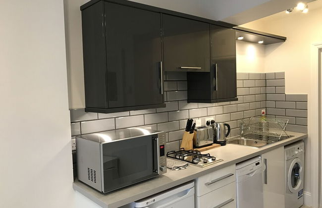 SHQ Apartments - Photo 74