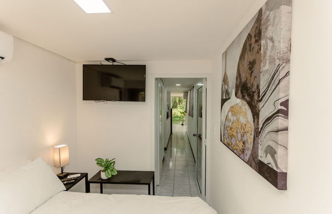 Mangoya Lounge - Photo 8