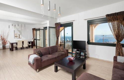 Anna Nissaki - Photo 15