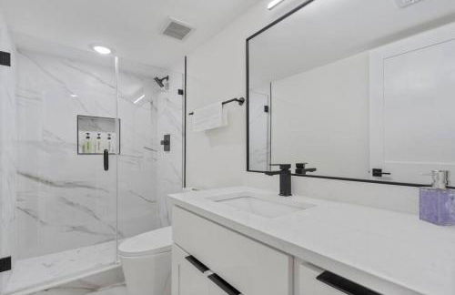 Charming Townhouse in Downtown DC with Rooftop Free Parking and WIFI Capitol Hill 4 - Foto 18