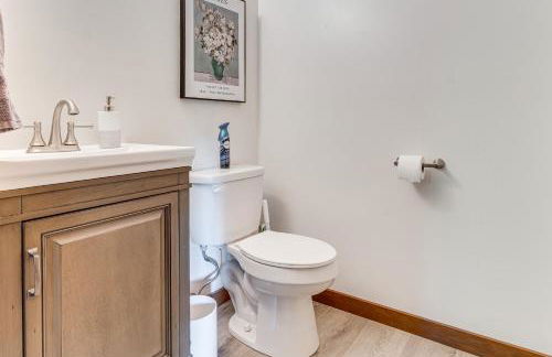 4 Mi to Capitol Spacious Springfield Home with Deck - Photo 16