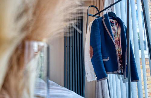 Elegant 5 Bed House - Sleeps 9, Central Solihull, NEC, JLR, HS2, Resorts World, Airport Business and Leisure Stays, - Foto 27