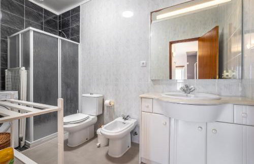 Beach House Vista Mar - Praia do Pedrógão - Foto 13