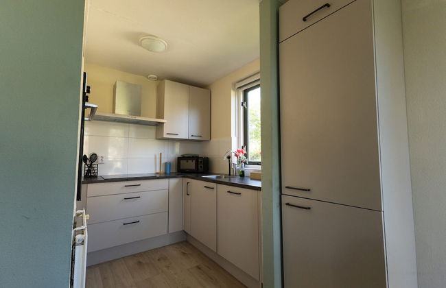 Alluring Holiday Home With Garden - Foto 9