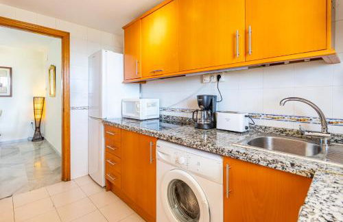 Sun & Sand Beach Apartment - Photo 11