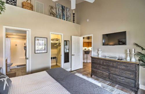 Indoor Pool and Golf Course Views Lake Lure Condo! - Foto 12