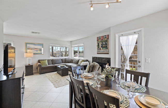 Seafaring Sweet Dreams 5 Minute Walk to Beach! - Foto 6