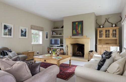 Claytons Cottage - Photo 2