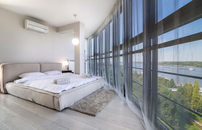 Sunset over Danube - Photo 3