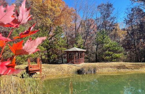 Breath of Heaven Cabin- Hot Tub, Deck, Pond, PETS - Foto 19