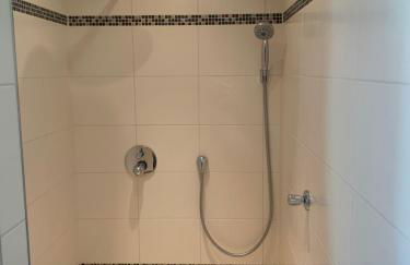 Bezaubernde Ferienwohnung mit Rosengarten - Foto 33