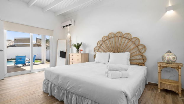 Brand NEW Modern 3ba3ba Villa With Pool and Patio - Foto 4, Habitación