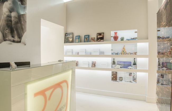 Napoli Chiaia 32 Deluxe Residence - Foto 2