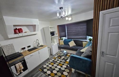 Femros Apartments, 15mins to city center. - Foto 5